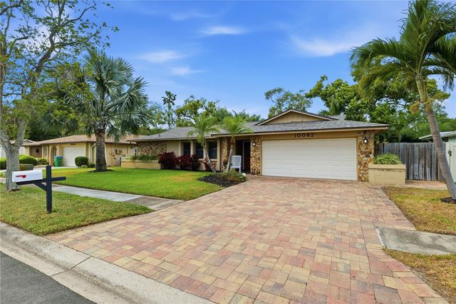 10062 121ST STREET, Seminole, FL 33772