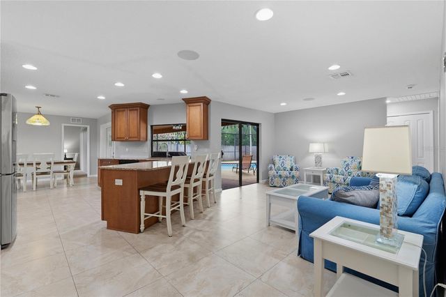 10062 121ST STREET, Seminole, FL 33772