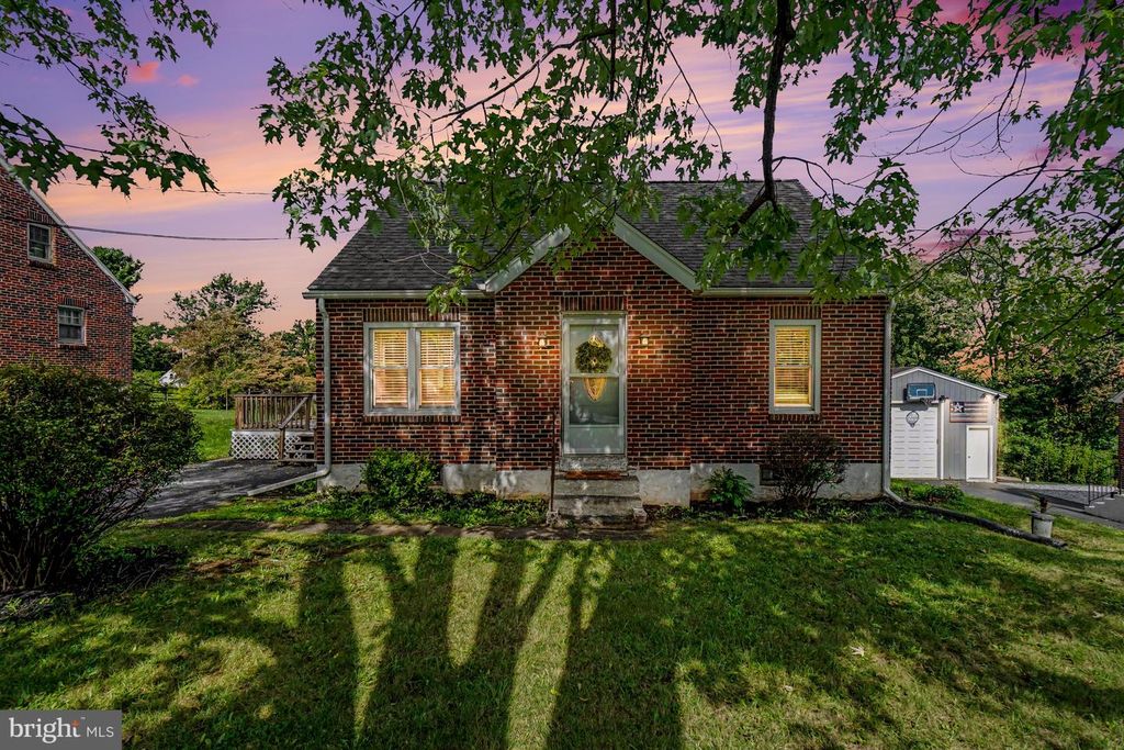 862 ENGLESVILLE HILL RD, Boyertown, PA 19512 — exterior