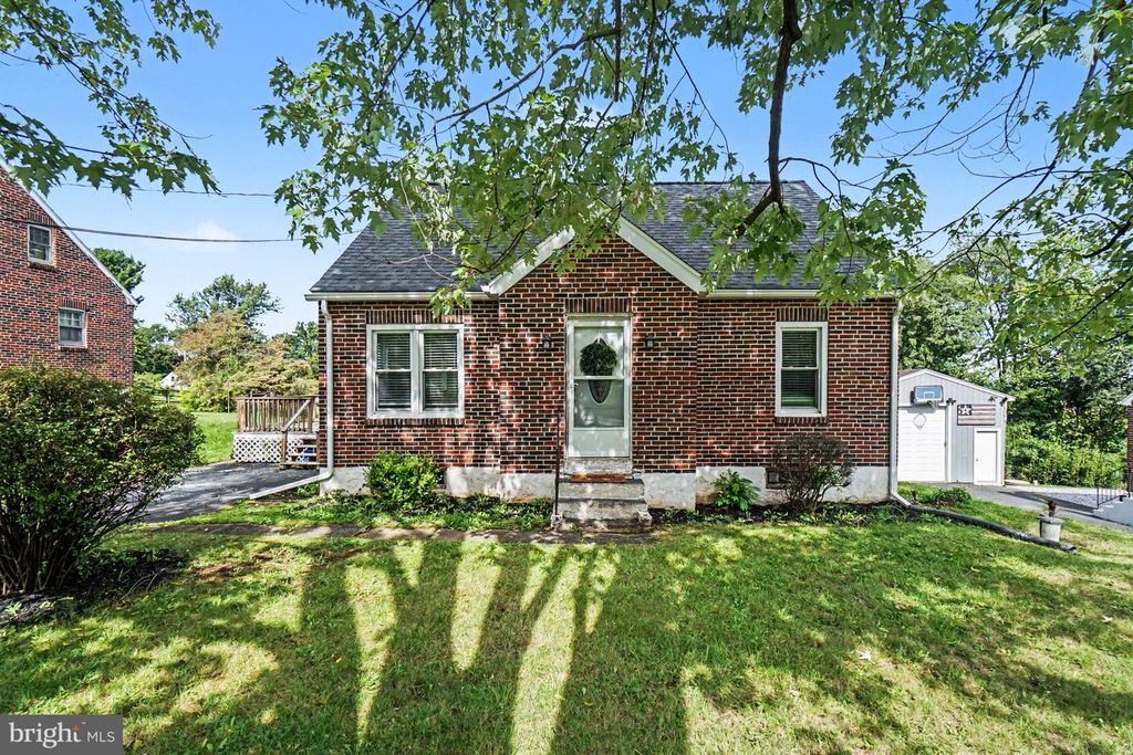 862 ENGLESVILLE HILL RD, Boyertown, PA 19512 — photo 2