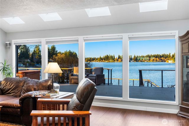 11410 Gravelly Lake Drive SW, Lakewood, WA 98499