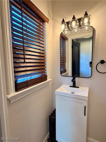 2348 Edgerton Road, University Heights, OH 44118