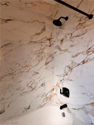 2348 Edgerton Road, University Heights, OH 44118