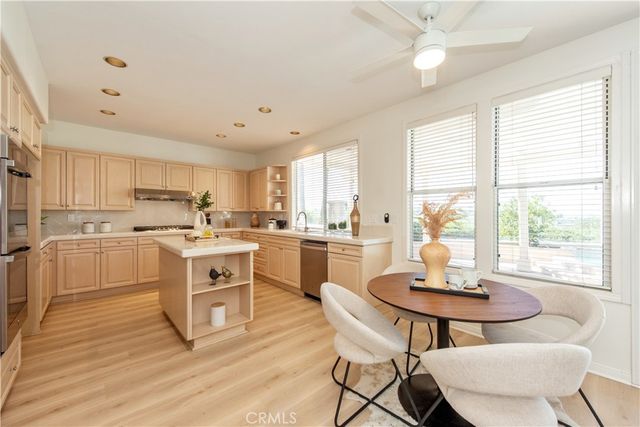 10 Salermo, Laguna Niguel, CA 92677