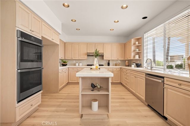 10 Salermo, Laguna Niguel, CA 92677