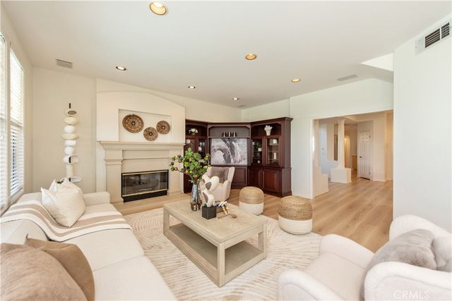 10 Salermo, Laguna Niguel, CA 92677