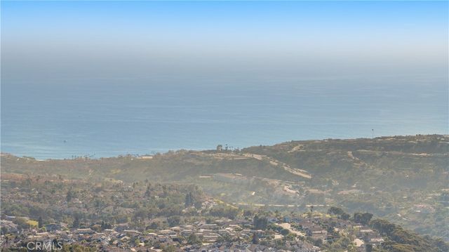 10 Salermo, Laguna Niguel, CA 92677