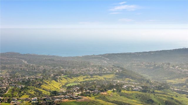 10 Salermo, Laguna Niguel, CA 92677