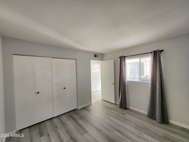 1168 E Cochise Drive, Phoenix, AZ 85020