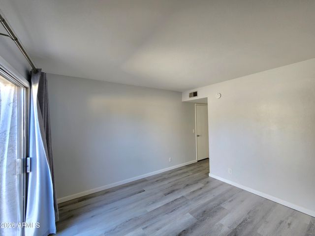 1168 E Cochise Drive, Phoenix, AZ 85020