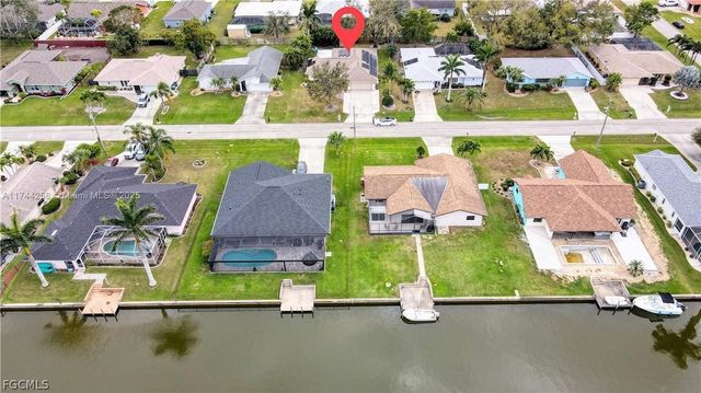 2304 SE 8th TER, Cape Coral, FL 33990