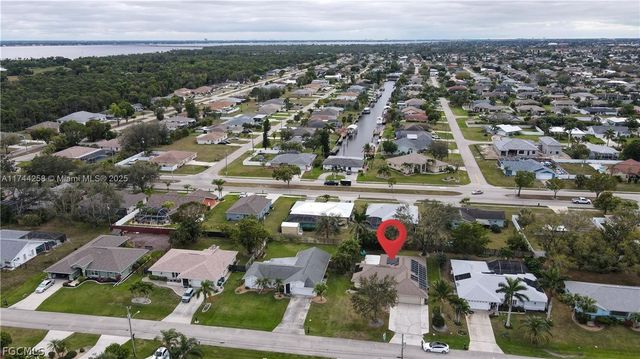 2304 SE 8th TER, Cape Coral, FL 33990
