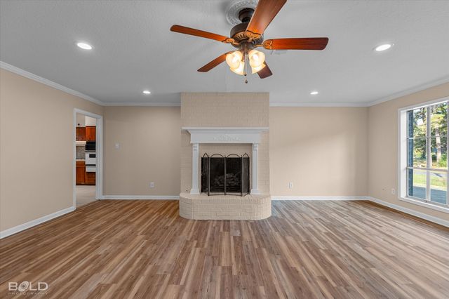 615 Lawrence Drive, Haughton, LA 71037