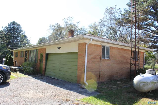 4415 County Road 217, Trinity, AL 35673