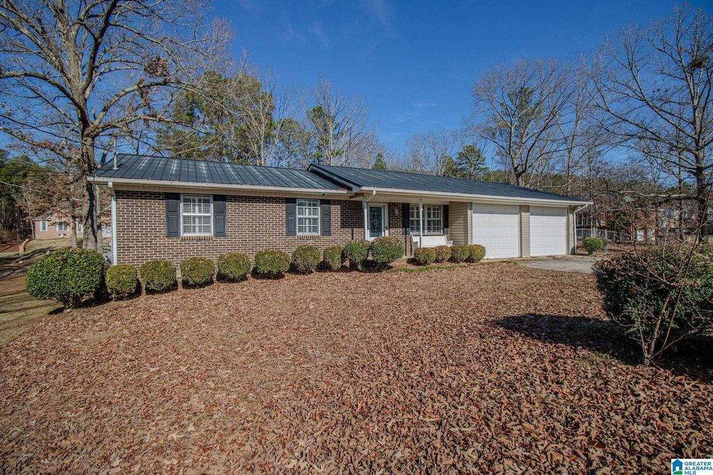221 GABLE LANE, Munford, AL 36268