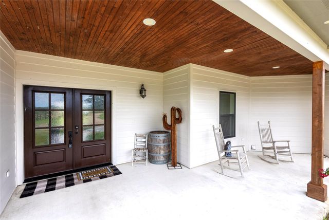 1252 County Road 388, Hallettsville, TX 77964