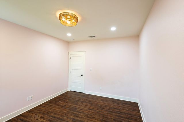 1252 County Road 388, Hallettsville, TX 77964