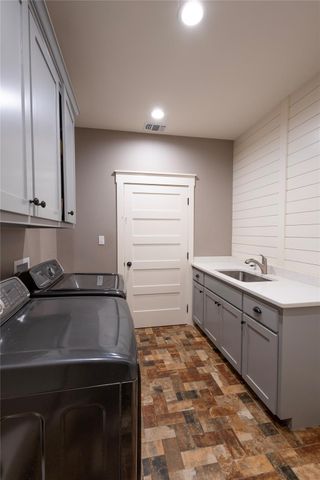 1252 County Road 388, Hallettsville, TX 77964