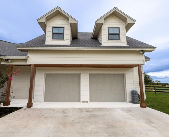 1252 County Road 388, Hallettsville, TX 77964
