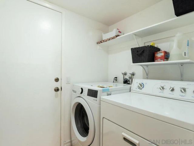 8881 La Cartera St, San Diego, CA 92129