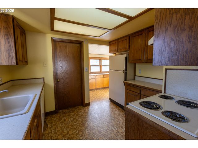 3204 Se 64TH Ave, Portland, OR 97206