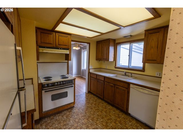 3204 Se 64TH Ave, Portland, OR 97206