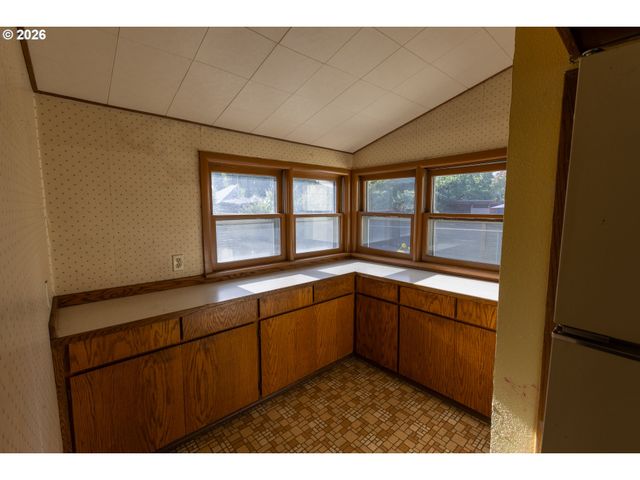 3204 Se 64TH Ave, Portland, OR 97206