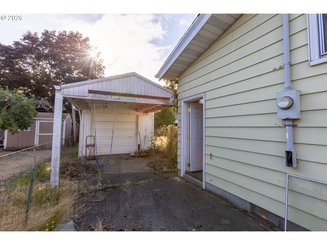 3204 Se 64TH Ave, Portland, OR 97206