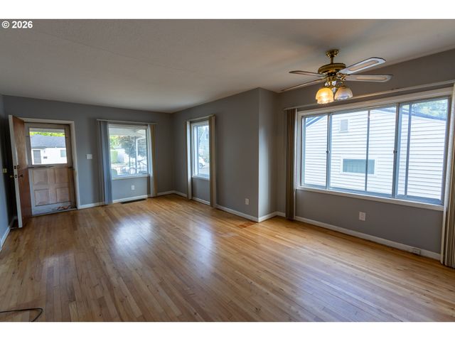 3204 Se 64TH Ave, Portland, OR 97206