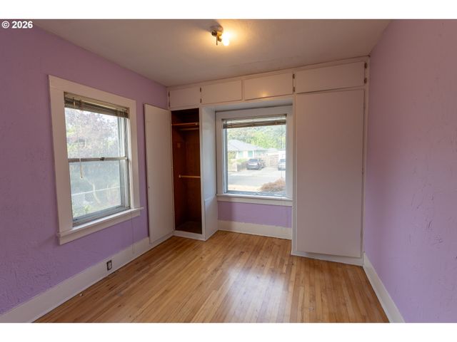 3204 Se 64TH Ave, Portland, OR 97206