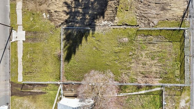 5203 N Lincoln St, Spokane, WA 99205