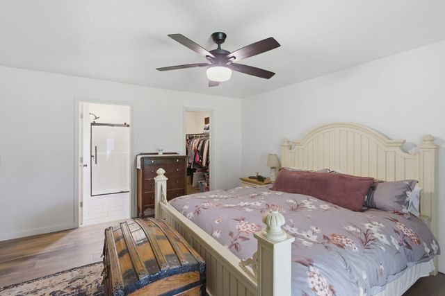 190 Spring Oak Way, Merlin, OR 97532