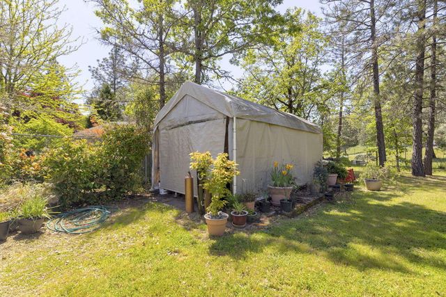 190 Spring Oak Way, Merlin, OR 97532