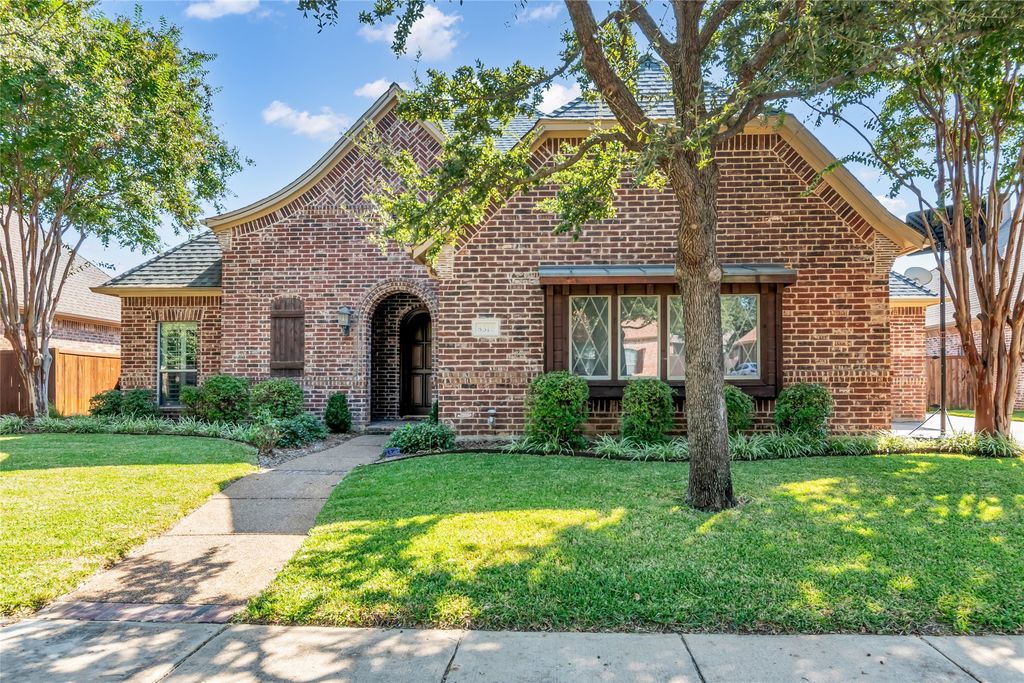 8316 Westwind Lane, North Richland Hills, TX 76182