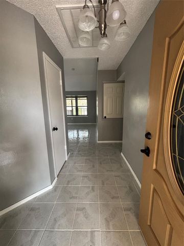 2908 Sandpiper Drive, Baytown, TX 77521