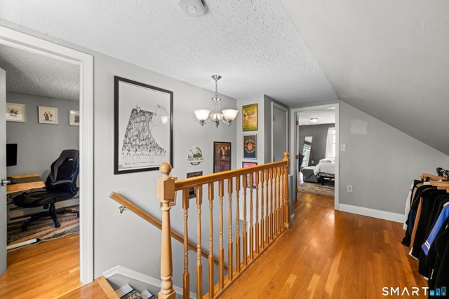 33 Chester Drive, Manchester, CT 06040