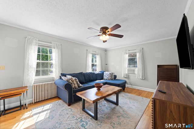 33 Chester Drive, Manchester, CT 06040