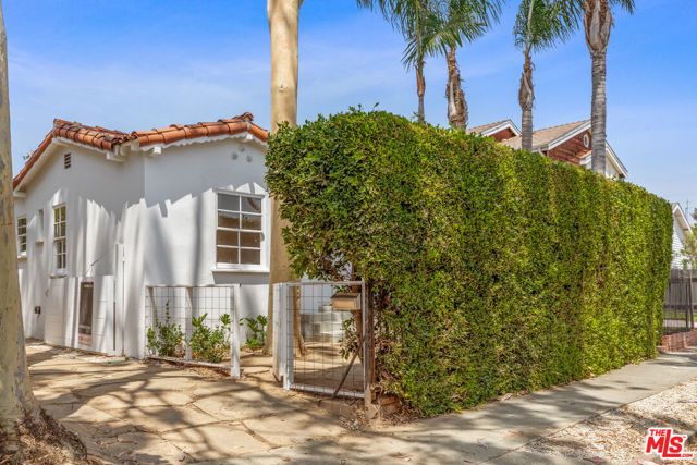 643 VERNON Avenue, Venice (los Angeles), CA 90291
