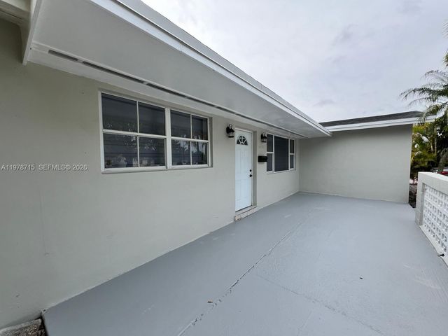 20530 SW 115th Rd na, Miami, FL 33189