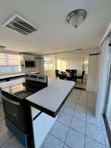 20530 SW 115th Rd na, Miami, FL 33189