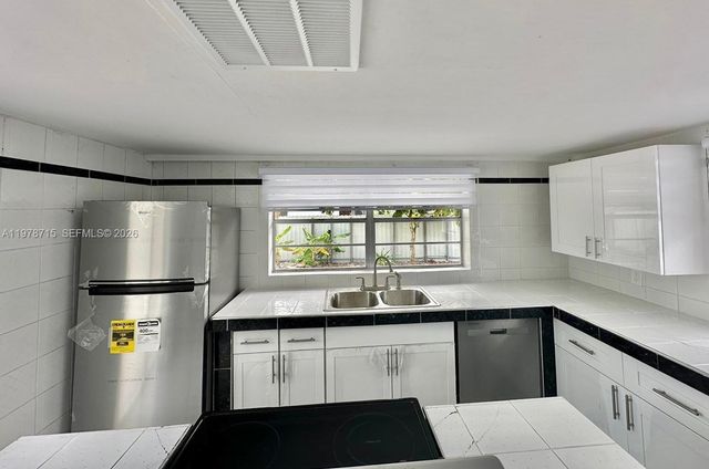 20530 SW 115th Rd na, Miami, FL 33189