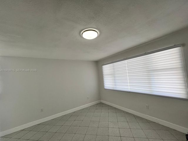 20530 SW 115th Rd na, Miami, FL 33189