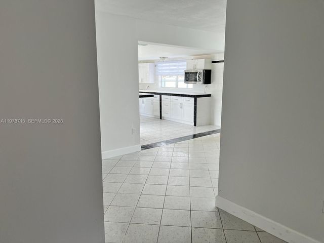 20530 SW 115th Rd na, Miami, FL 33189