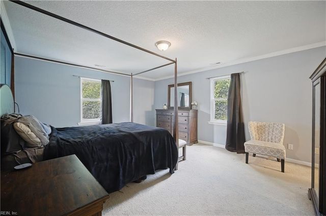 4852 Robin Hood RD, Norfolk, VA 23513