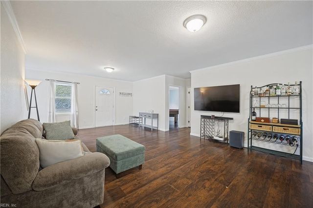 4852 Robin Hood RD, Norfolk, VA 23513
