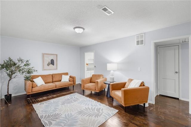 4512 Cleveland Avenue, Kansas City, KS 66104