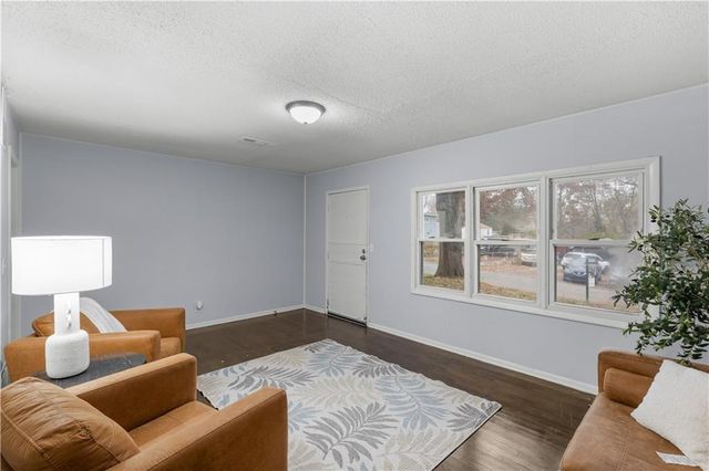 4512 Cleveland Avenue, Kansas City, KS 66104