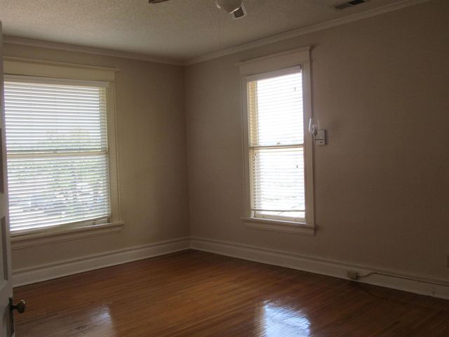 1297 PEABODY AVE, Memphis, TN 38104