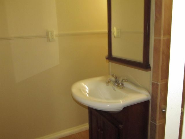 1297 PEABODY AVE, Memphis, TN 38104