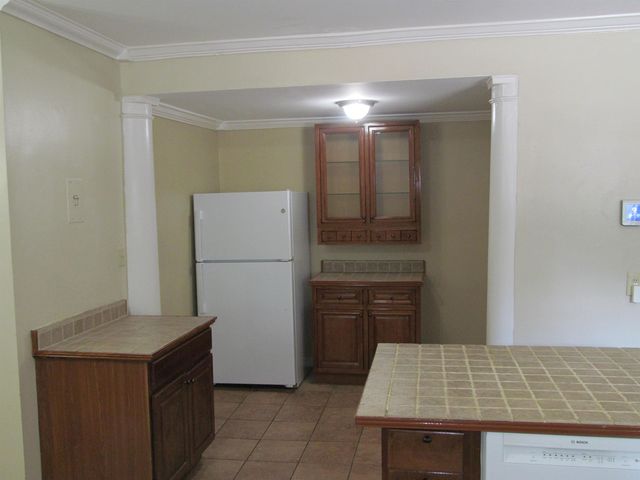 1297 PEABODY AVE, Memphis, TN 38104